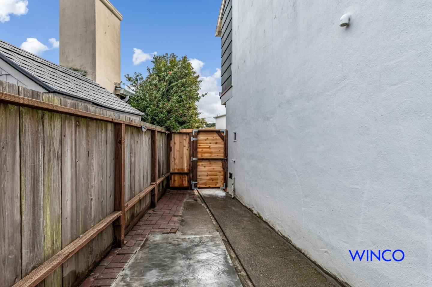 Detail Gallery Image 27 of 56 For 372 Avalon Dr, South San Francisco,  CA 94080 - 2 Beds | 1 Baths