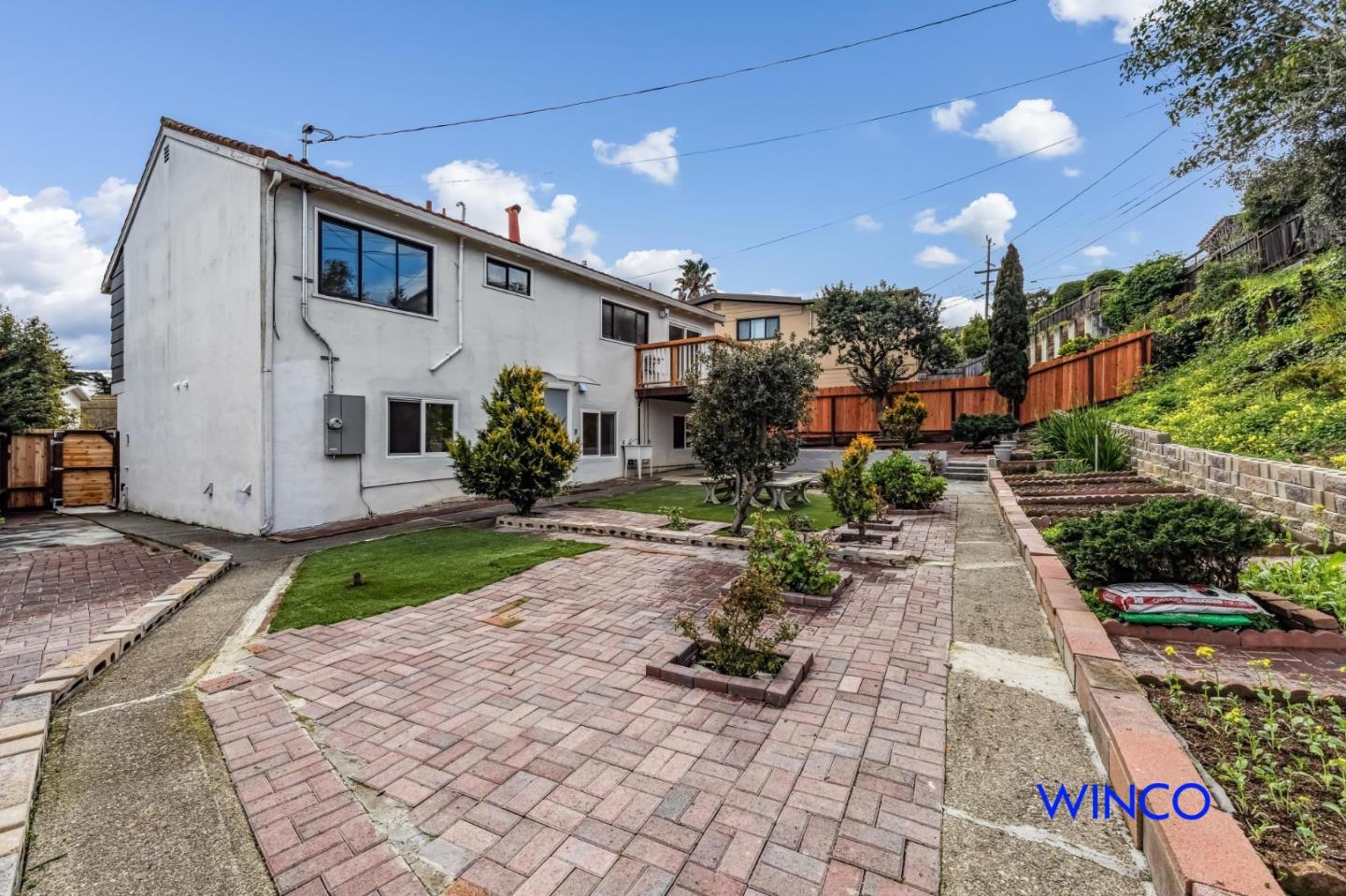 Detail Gallery Image 31 of 56 For 372 Avalon Dr, South San Francisco,  CA 94080 - 2 Beds | 1 Baths