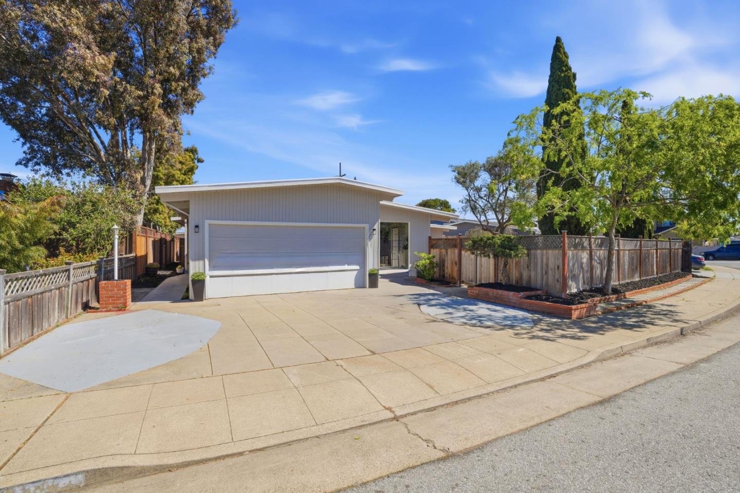 Detail Gallery Image 27 of 31 For 1787 Brooks St, San Mateo,  CA 94403 - 3 Beds | 2 Baths