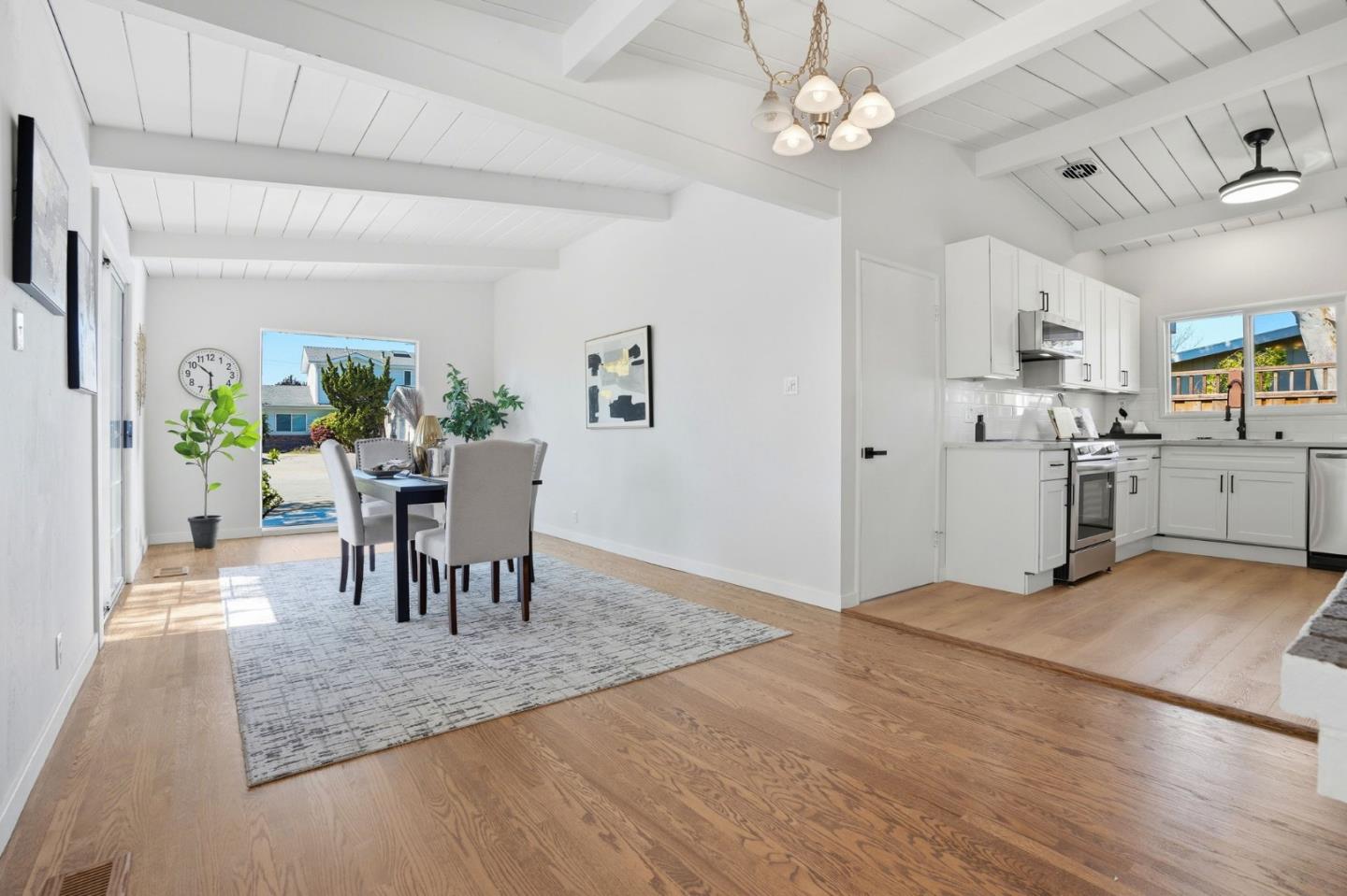 Detail Gallery Image 9 of 31 For 1787 Brooks St, San Mateo,  CA 94403 - 3 Beds | 2 Baths