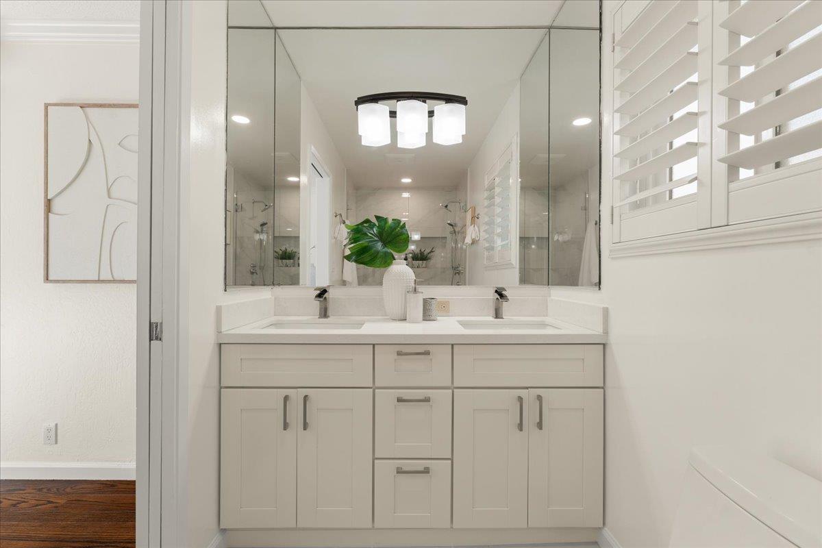 Detail Gallery Image 20 of 49 For 1207 Woodview Ter, Los Altos,  CA 94024 - 5 Beds | 3 Baths