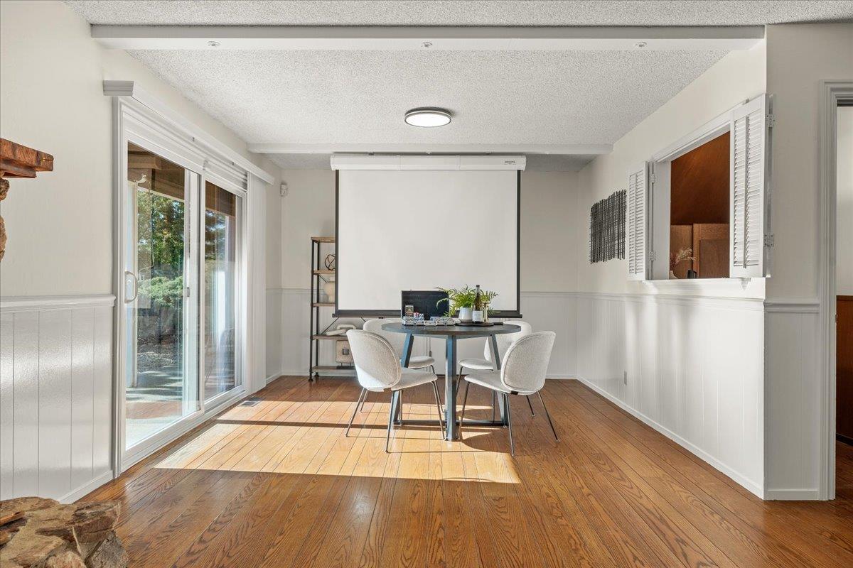 Detail Gallery Image 33 of 49 For 1207 Woodview Ter, Los Altos,  CA 94024 - 5 Beds | 3 Baths