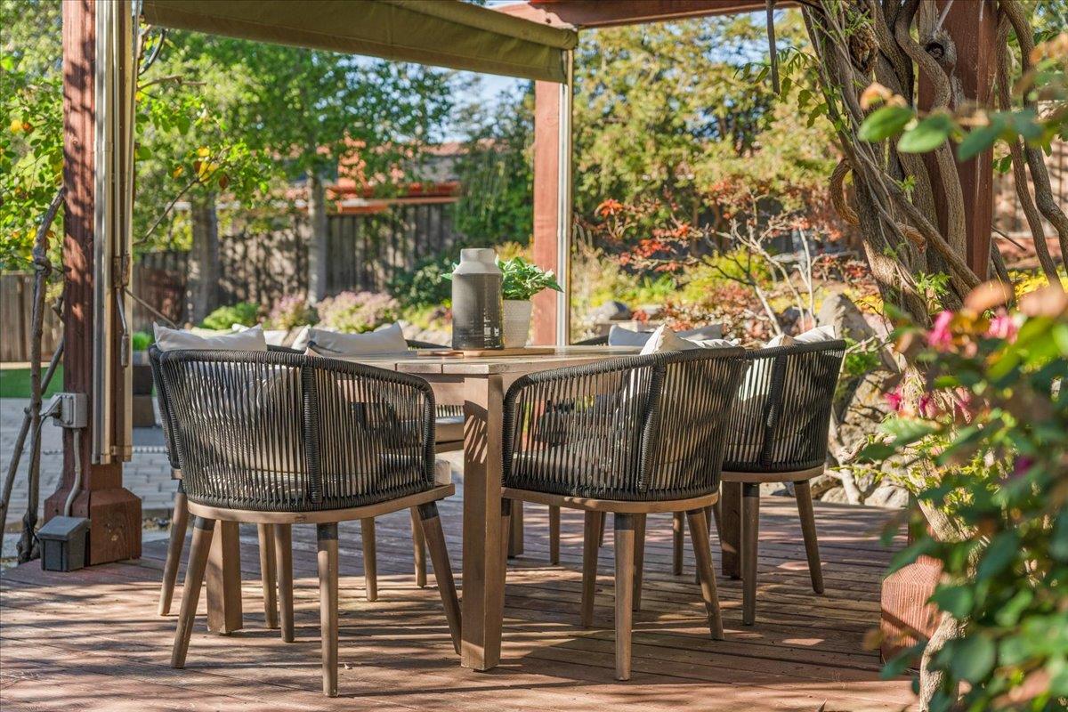 Detail Gallery Image 38 of 49 For 1207 Woodview Ter, Los Altos,  CA 94024 - 5 Beds | 3 Baths