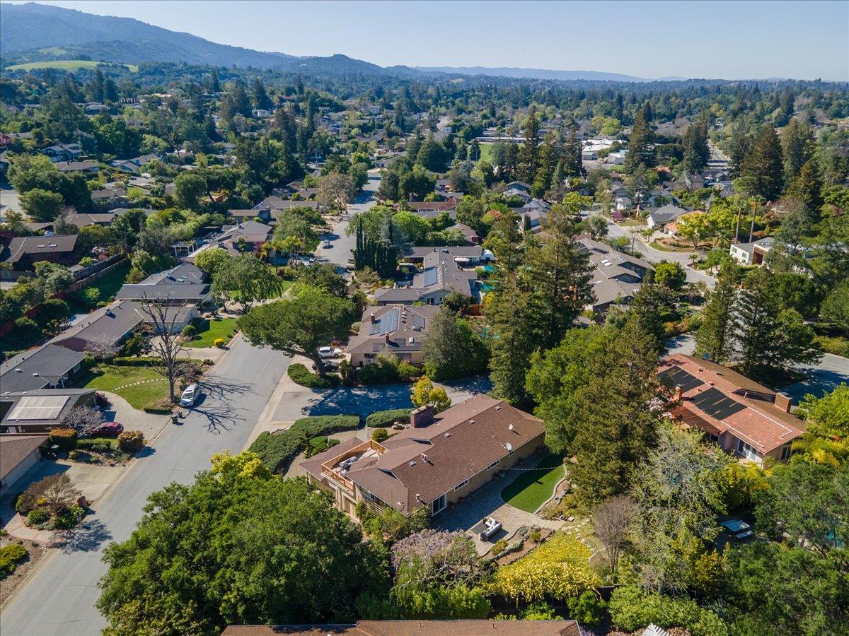 Detail Gallery Image 44 of 49 For 1207 Woodview Ter, Los Altos,  CA 94024 - 5 Beds | 3 Baths