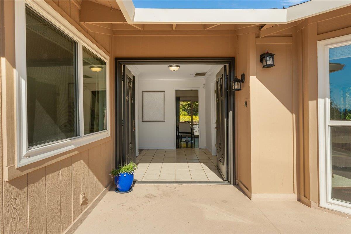 Detail Gallery Image 5 of 49 For 1207 Woodview Ter, Los Altos,  CA 94024 - 5 Beds | 3 Baths