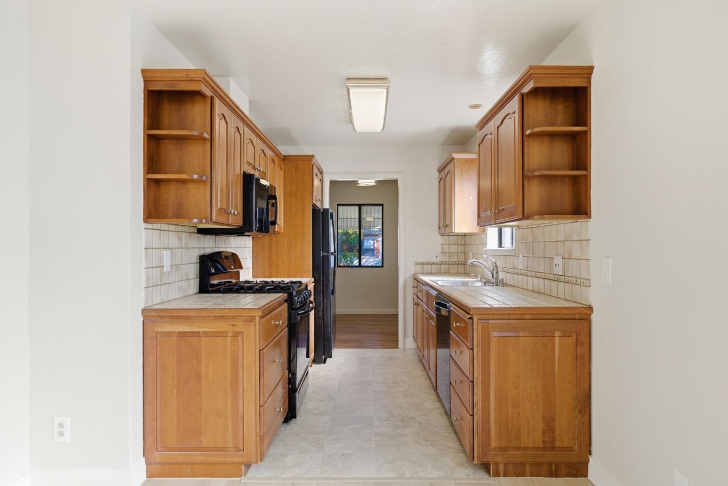 Detail Gallery Image 19 of 42 For 119 Florence St, Sunnyvale,  CA 94086 - 3 Beds | 1/1 Baths