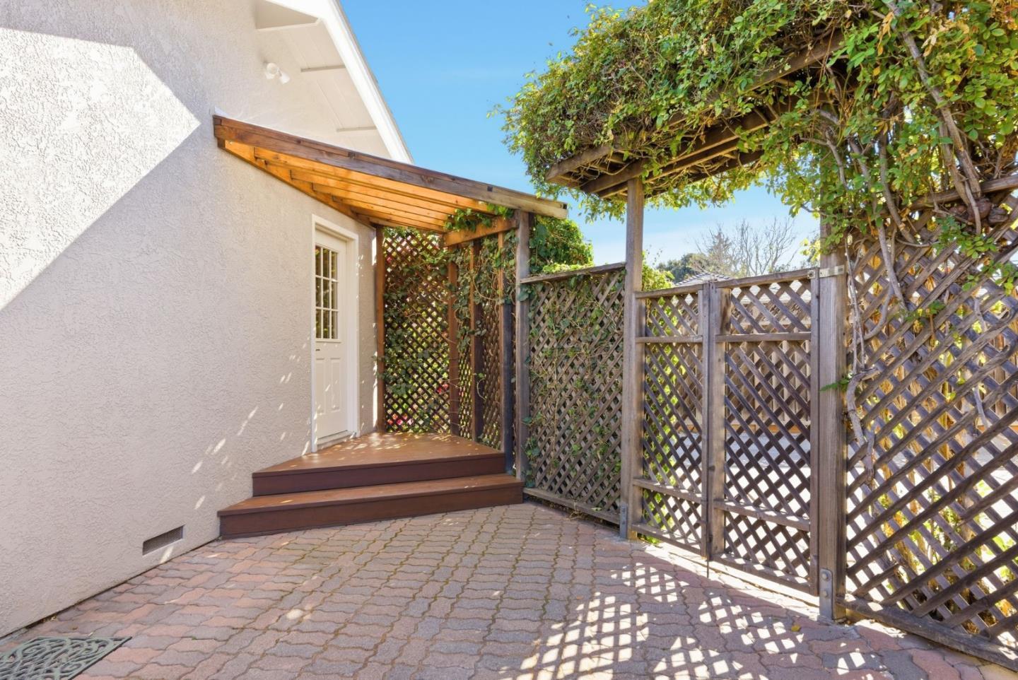 Detail Gallery Image 25 of 42 For 119 Florence St, Sunnyvale,  CA 94086 - 3 Beds | 1/1 Baths