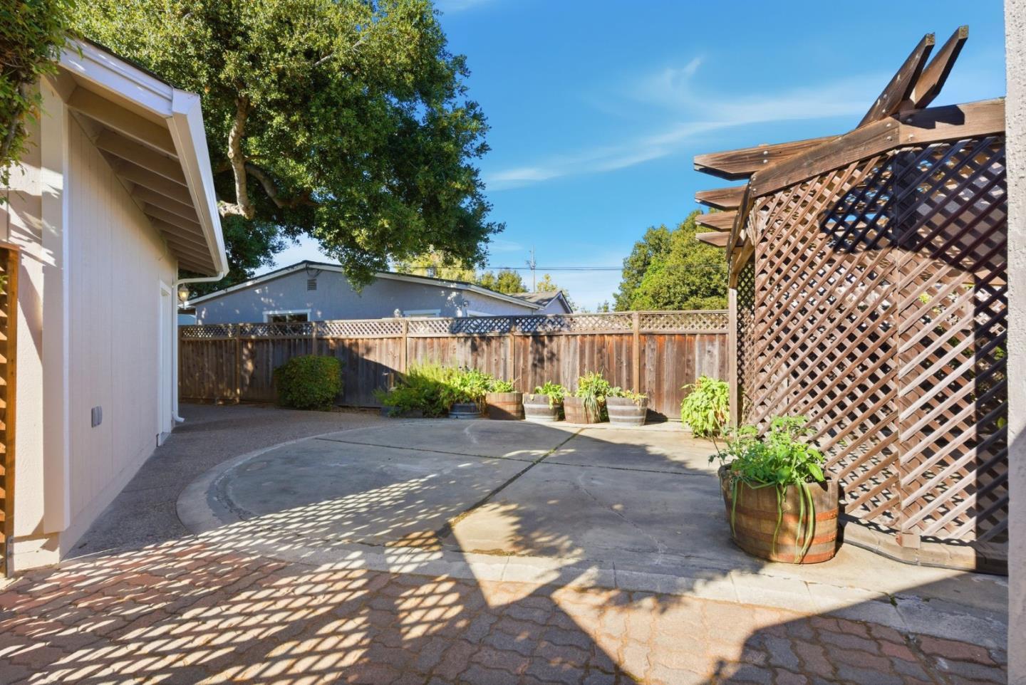 Detail Gallery Image 26 of 42 For 119 Florence St, Sunnyvale,  CA 94086 - 3 Beds | 1/1 Baths