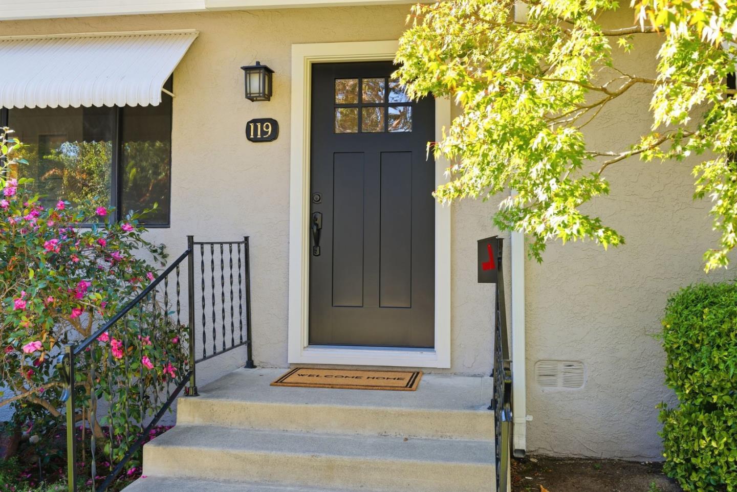 Detail Gallery Image 4 of 42 For 119 Florence St, Sunnyvale,  CA 94086 - 3 Beds | 1/1 Baths