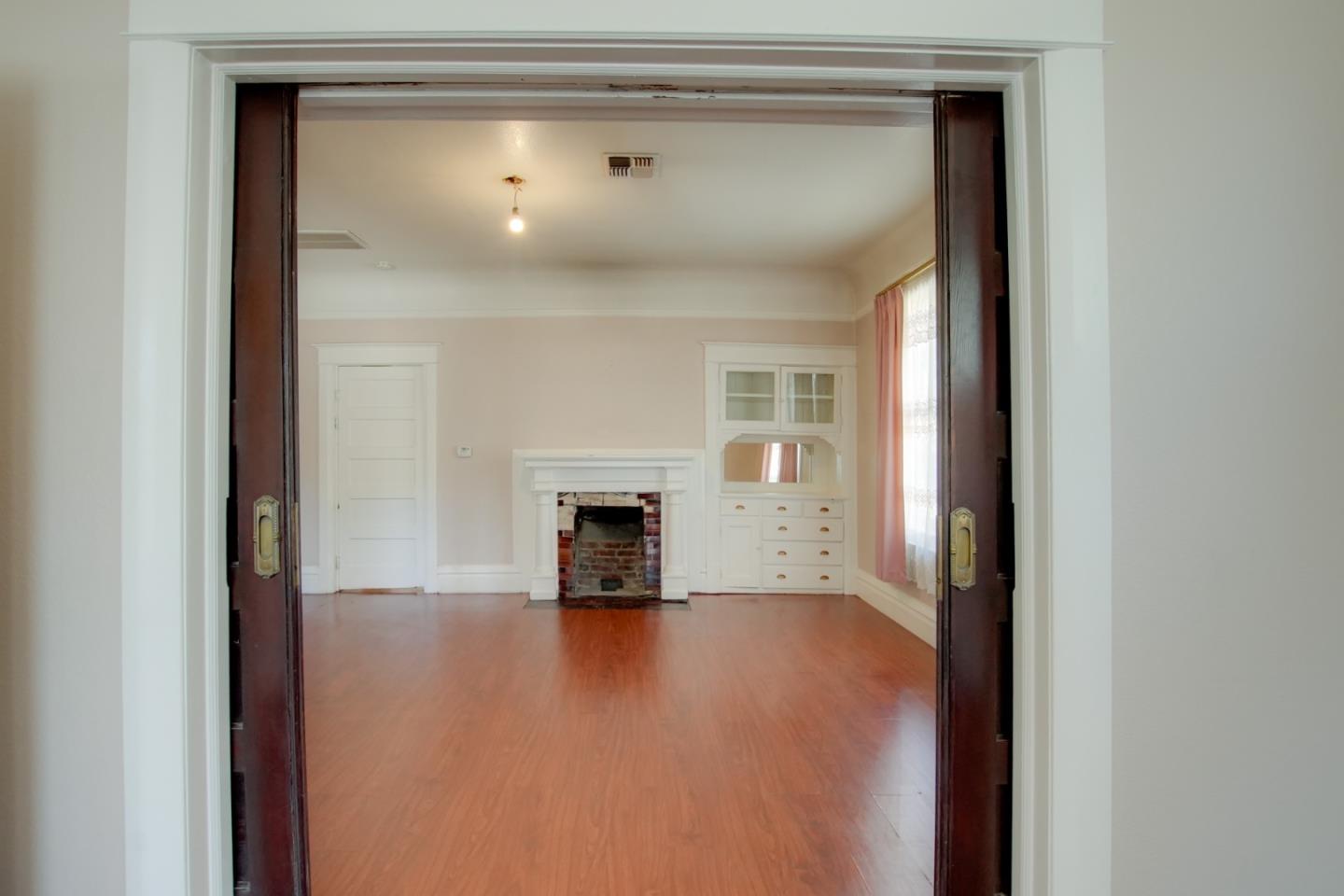 Detail Gallery Image 12 of 49 For 541 Vine St, San Jose,  CA 95110 - 2 Beds | 1 Baths