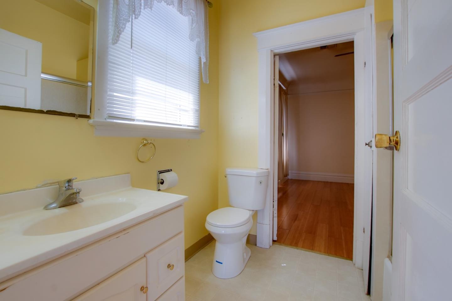 Detail Gallery Image 19 of 49 For 541 Vine St, San Jose,  CA 95110 - 2 Beds | 1 Baths