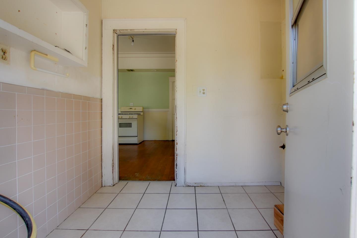 Detail Gallery Image 33 of 49 For 541 Vine St, San Jose,  CA 95110 - 2 Beds | 1 Baths