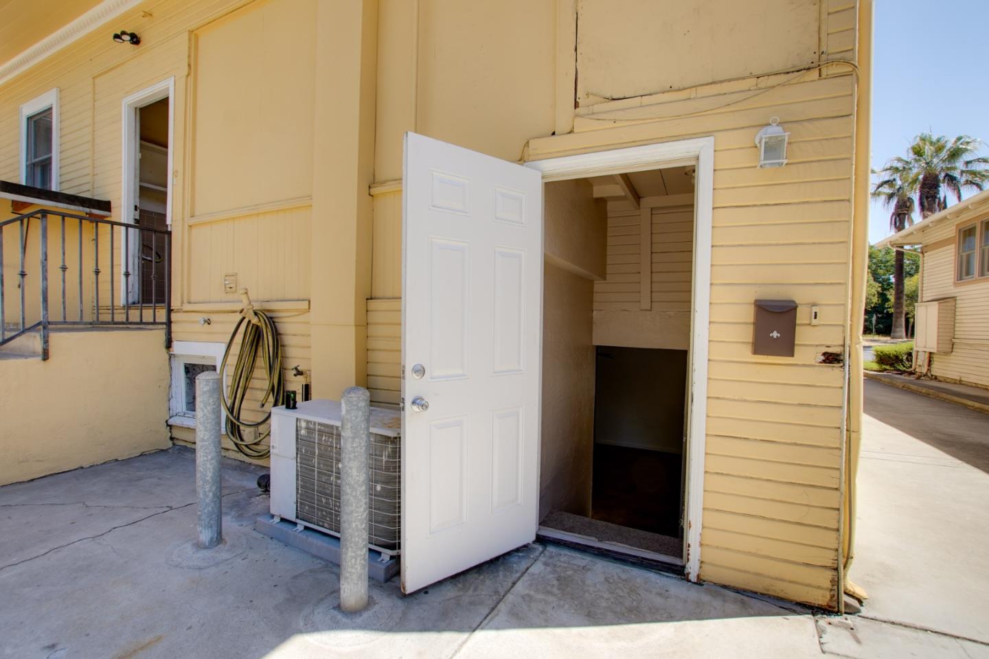 Detail Gallery Image 34 of 49 For 541 Vine St, San Jose,  CA 95110 - 2 Beds | 1 Baths