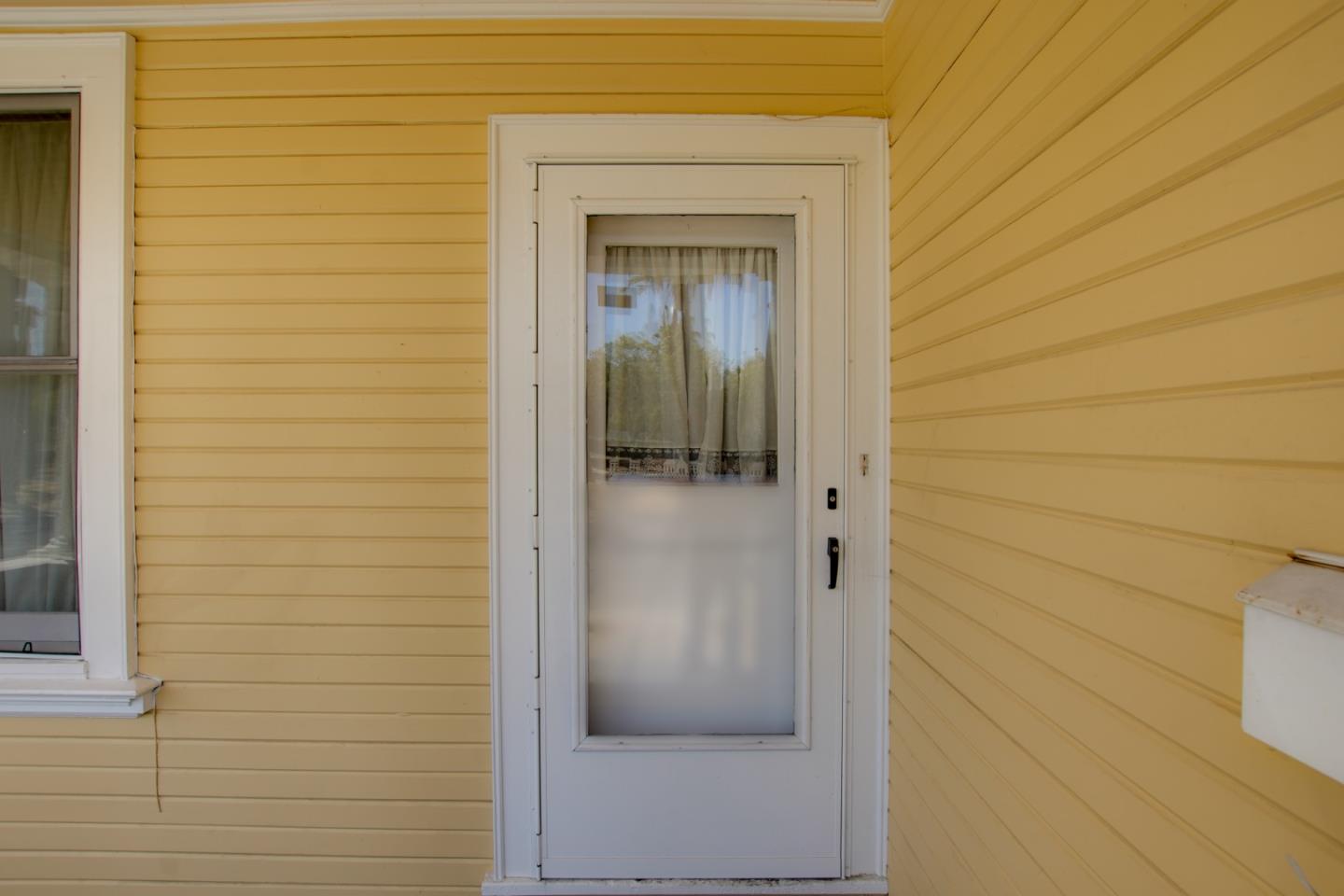 Detail Gallery Image 7 of 49 For 541 Vine St, San Jose,  CA 95110 - 2 Beds | 1 Baths