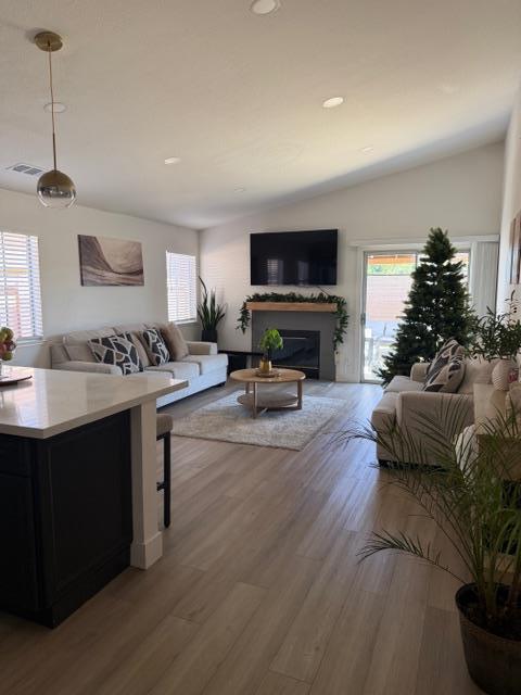 Detail Gallery Image 6 of 23 For 5027 Comanche Way, Antioch,  CA 94531 - 4 Beds | 2 Baths