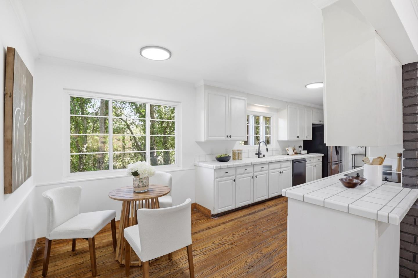 Detail Gallery Image 15 of 44 For 425 Summit Springs Rd, Woodside,  CA 94062 - 4 Beds | 2/1 Baths