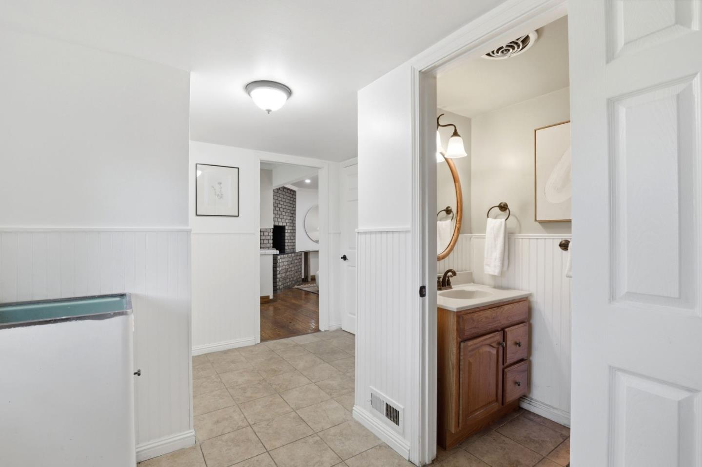 Detail Gallery Image 19 of 44 For 425 Summit Springs Rd, Woodside,  CA 94062 - 4 Beds | 2/1 Baths