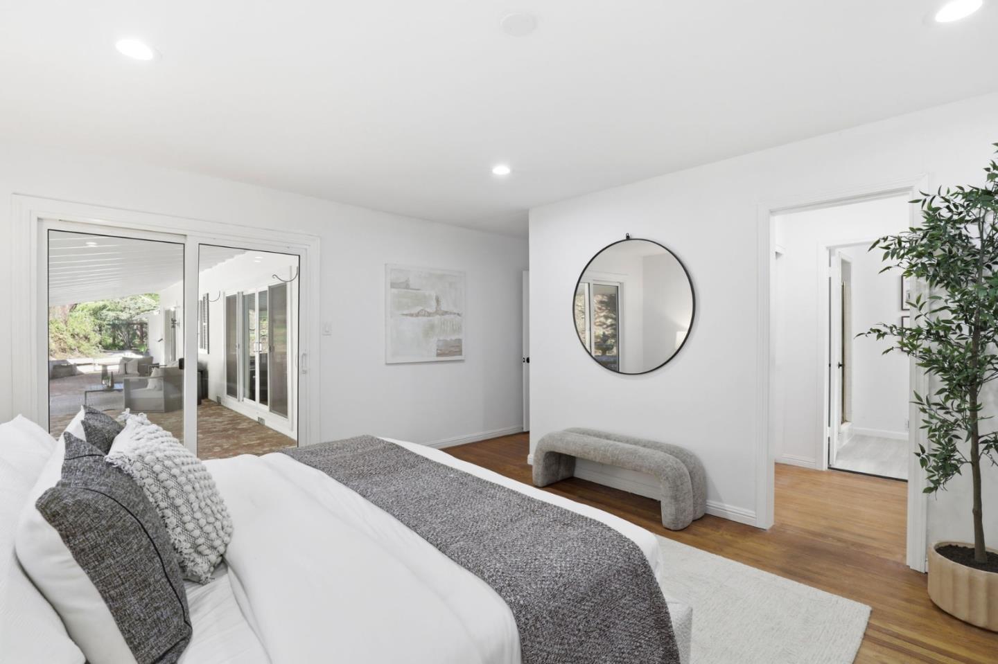 Detail Gallery Image 24 of 44 For 425 Summit Springs Rd, Woodside,  CA 94062 - 4 Beds | 2/1 Baths