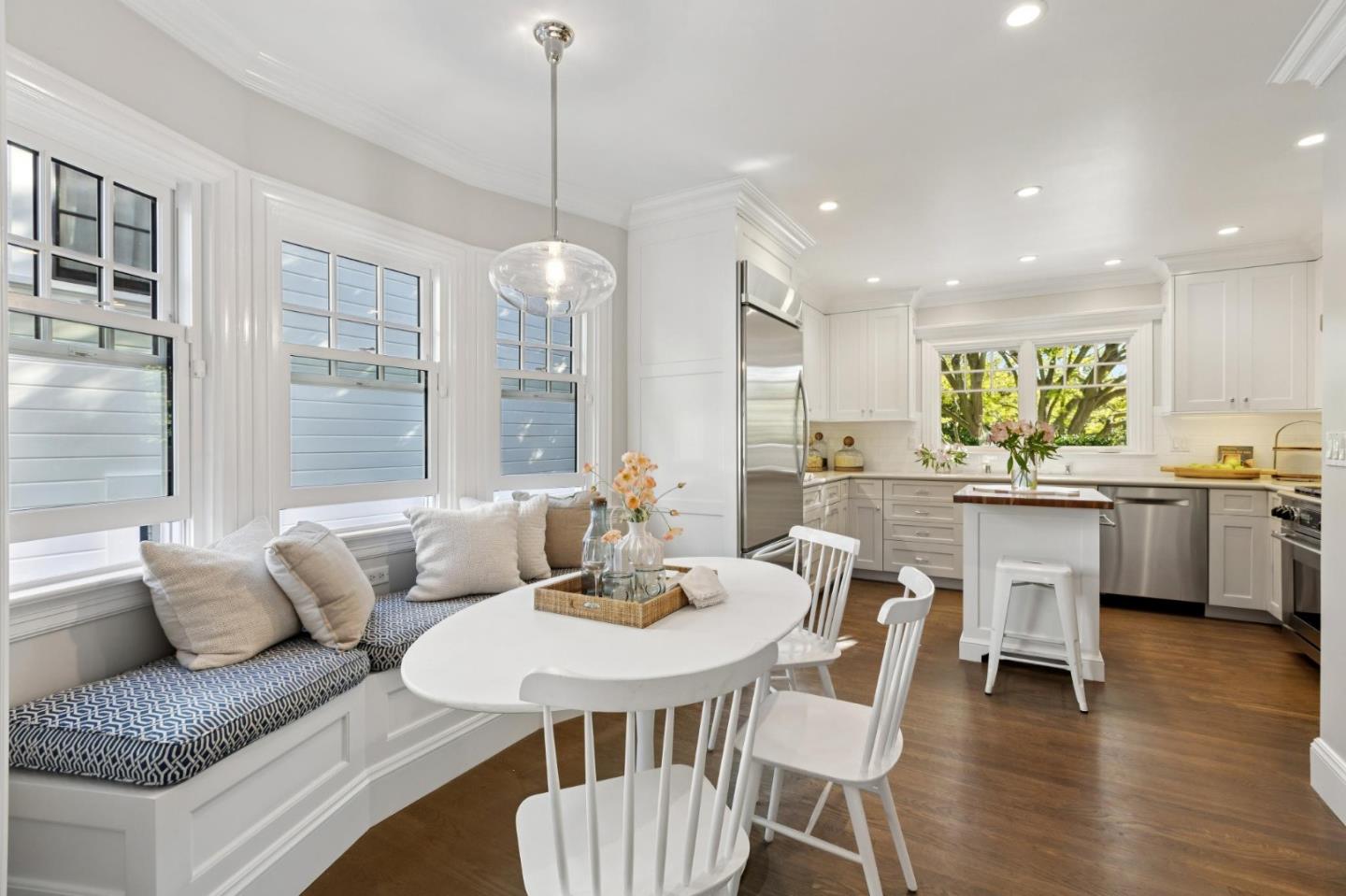 Detail Gallery Image 23 of 90 For 743 Winchester Dr, Burlingame,  CA 94010 - 3 Beds | 2 Baths