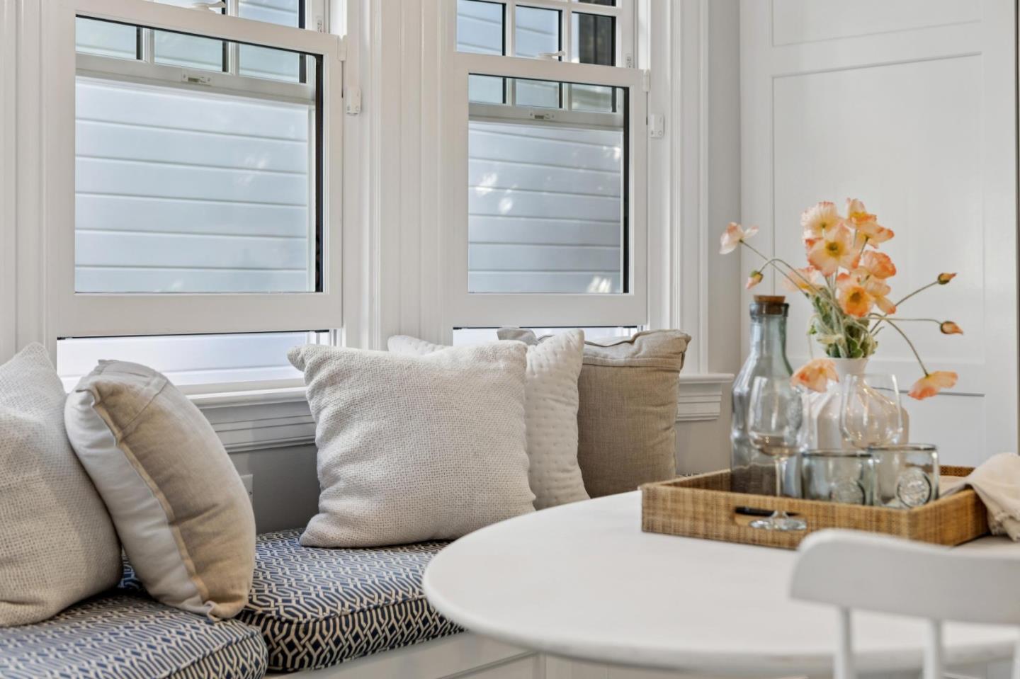 Detail Gallery Image 24 of 90 For 743 Winchester Dr, Burlingame,  CA 94010 - 3 Beds | 2 Baths