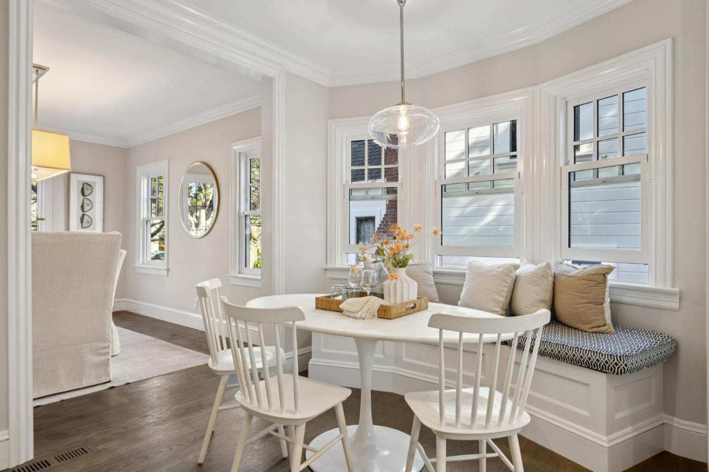 Detail Gallery Image 25 of 90 For 743 Winchester Dr, Burlingame,  CA 94010 - 3 Beds | 2 Baths