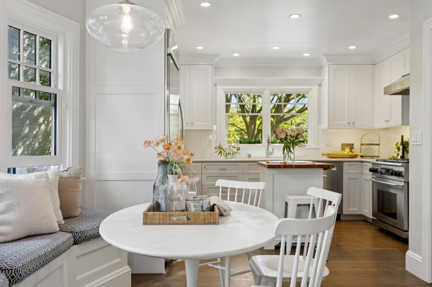 Detail Gallery Image 27 of 90 For 743 Winchester Dr, Burlingame,  CA 94010 - 3 Beds | 2 Baths