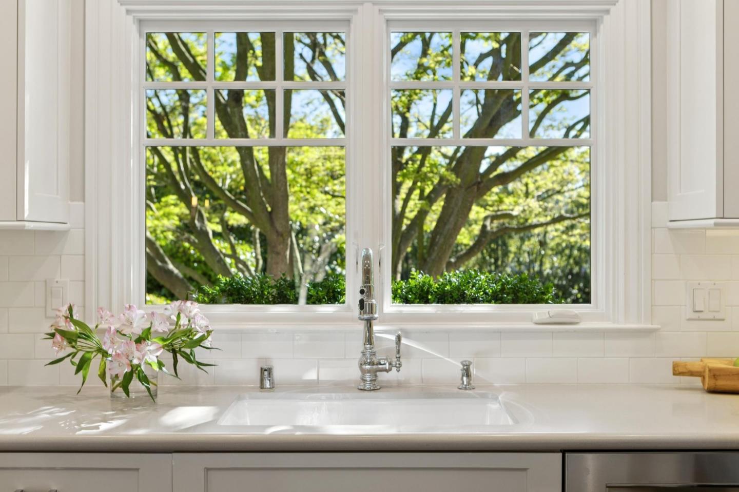 Detail Gallery Image 31 of 90 For 743 Winchester Dr, Burlingame,  CA 94010 - 3 Beds | 2 Baths