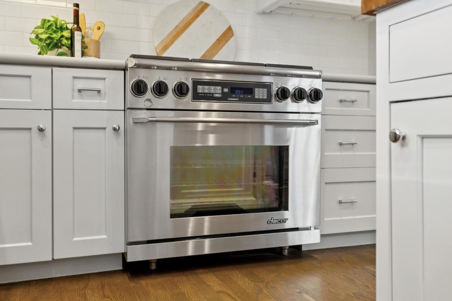 Detail Gallery Image 37 of 90 For 743 Winchester Dr, Burlingame,  CA 94010 - 3 Beds | 2 Baths