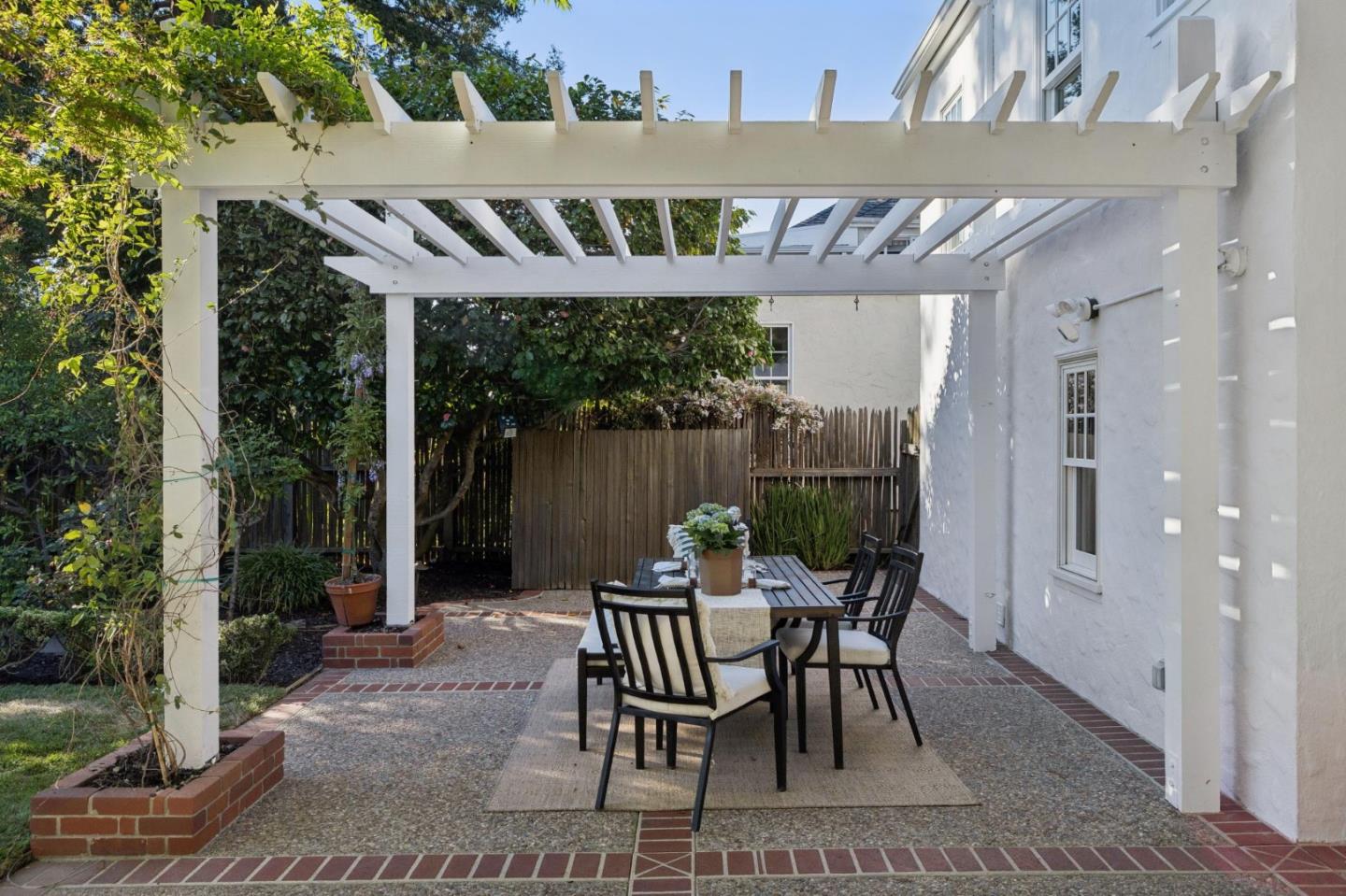 Detail Gallery Image 72 of 90 For 743 Winchester Dr, Burlingame,  CA 94010 - 3 Beds | 2 Baths