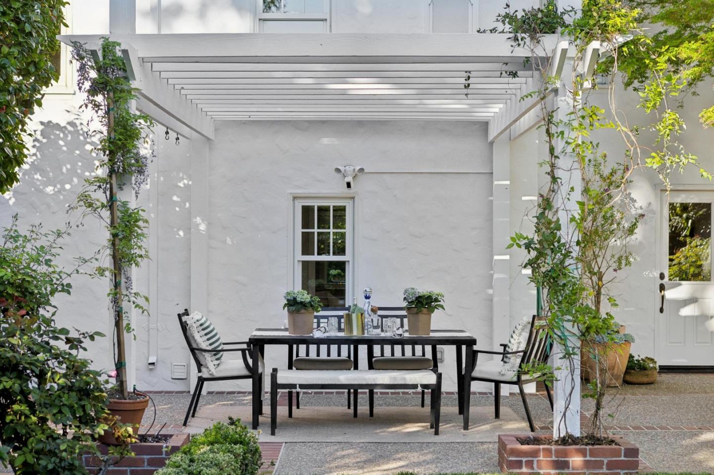 Detail Gallery Image 76 of 90 For 743 Winchester Dr, Burlingame,  CA 94010 - 3 Beds | 2 Baths