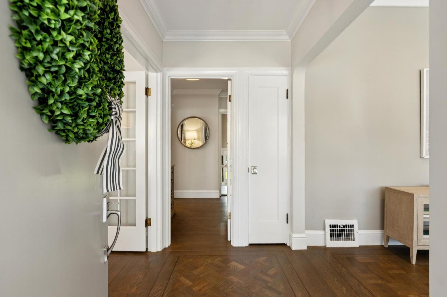 Detail Gallery Image 8 of 90 For 743 Winchester Dr, Burlingame,  CA 94010 - 3 Beds | 2 Baths