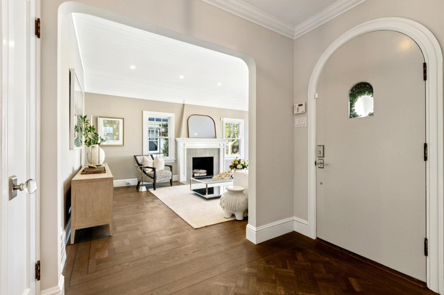 Detail Gallery Image 9 of 90 For 743 Winchester Dr, Burlingame,  CA 94010 - 3 Beds | 2 Baths