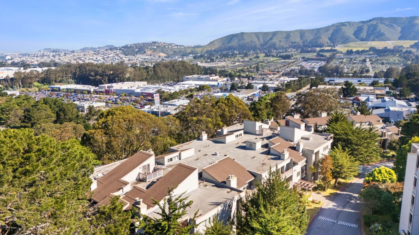 Detail Gallery Image 21 of 33 For 332 Philip Dr #110,  Daly City,  CA 94015 - 3 Beds | 2 Baths