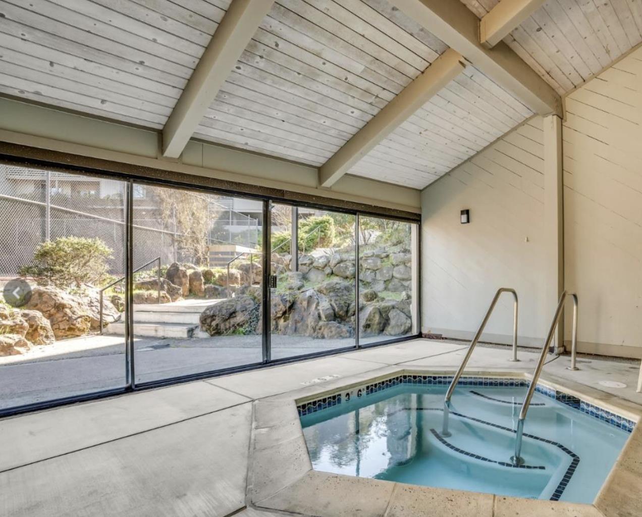 Detail Gallery Image 23 of 33 For 332 Philip Dr #110,  Daly City,  CA 94015 - 3 Beds | 2 Baths