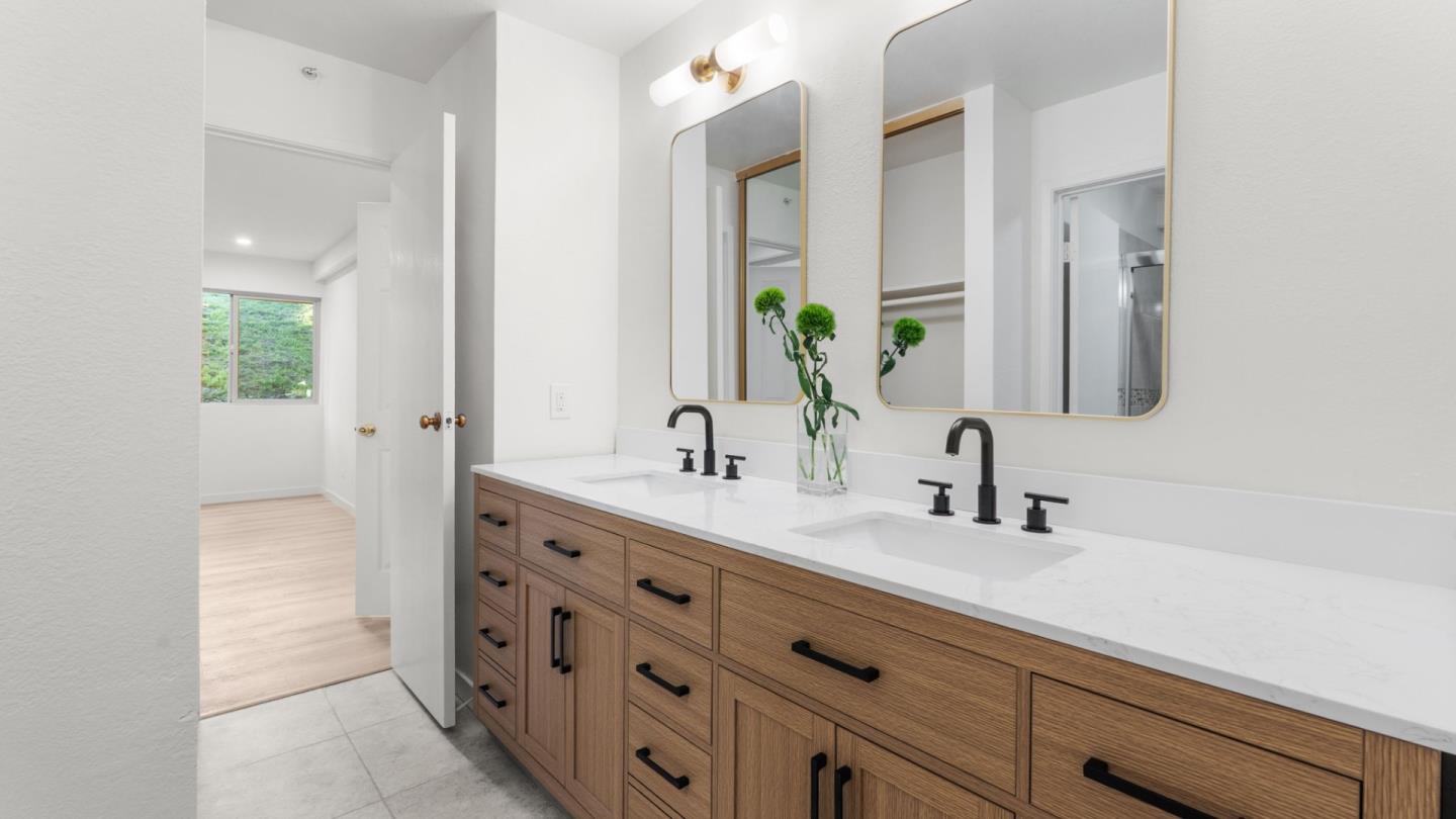 Detail Gallery Image 9 of 33 For 332 Philip Dr #110,  Daly City,  CA 94015 - 3 Beds | 2 Baths