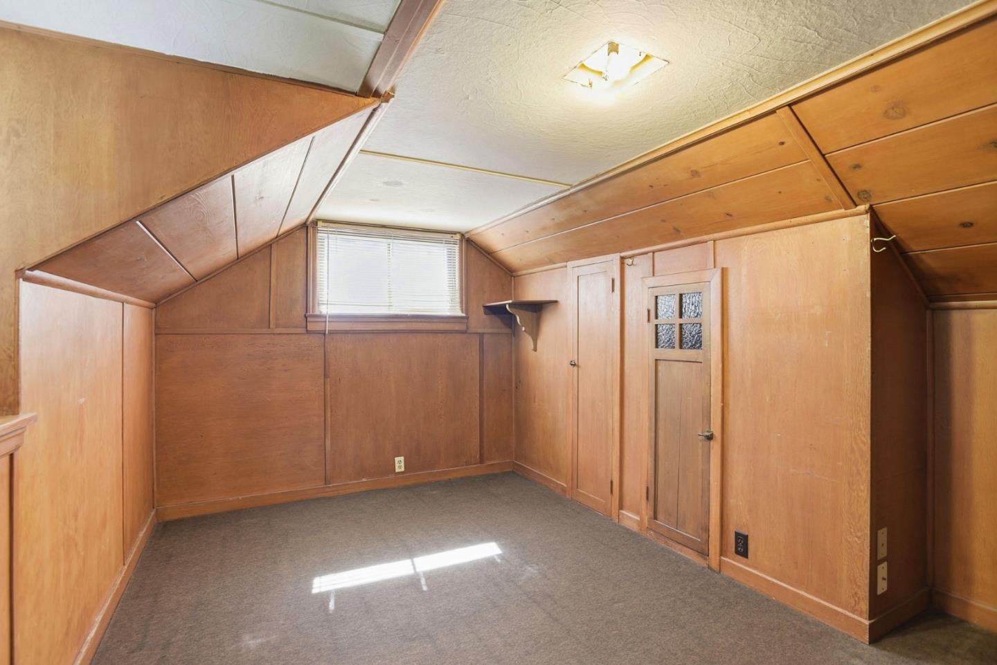 Detail Gallery Image 16 of 42 For 608 Peninsula Ave, Burlingame,  CA 94010 - 4 Beds | 1/1 Baths