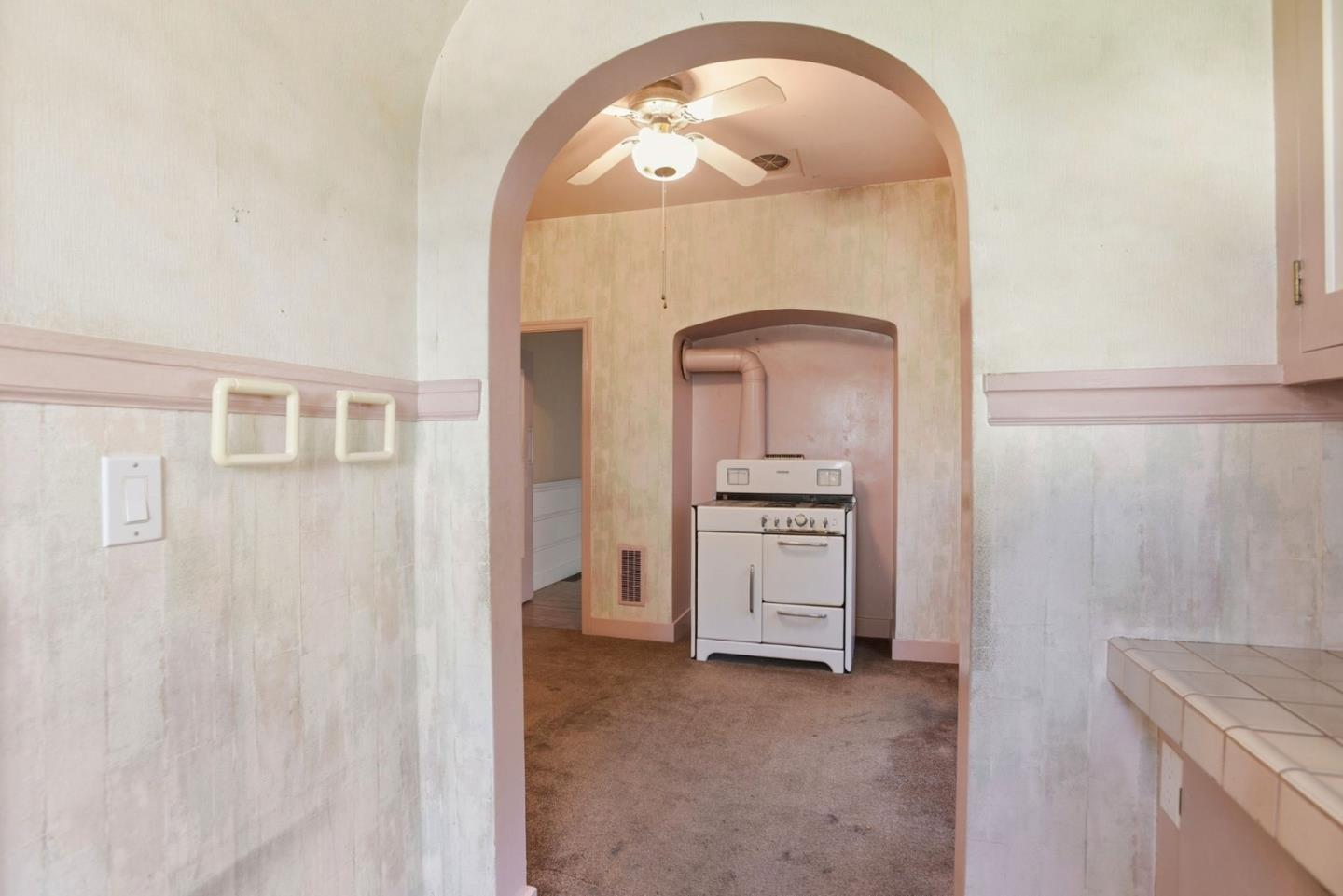 Detail Gallery Image 32 of 42 For 608 Peninsula Ave, Burlingame,  CA 94010 - 4 Beds | 1/1 Baths