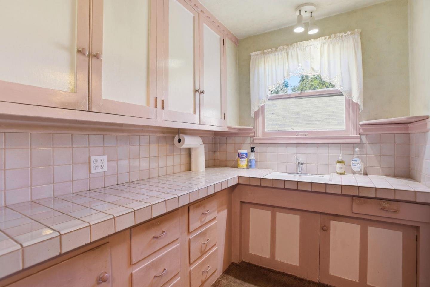 Detail Gallery Image 33 of 42 For 608 Peninsula Ave, Burlingame,  CA 94010 - 4 Beds | 1/1 Baths