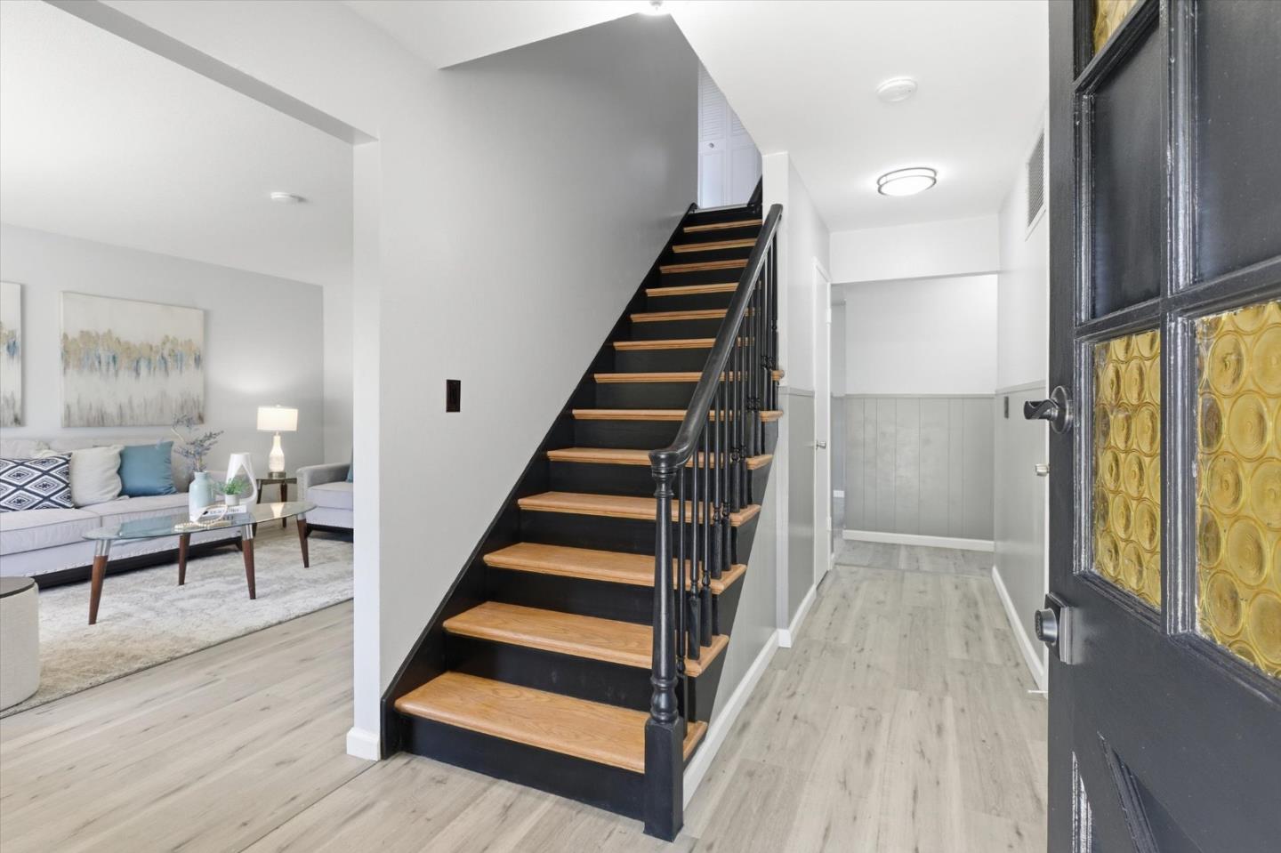 Detail Gallery Image 10 of 49 For 137 Carling Ct, San Jose,  CA 95111 - 4 Beds | 2/1 Baths