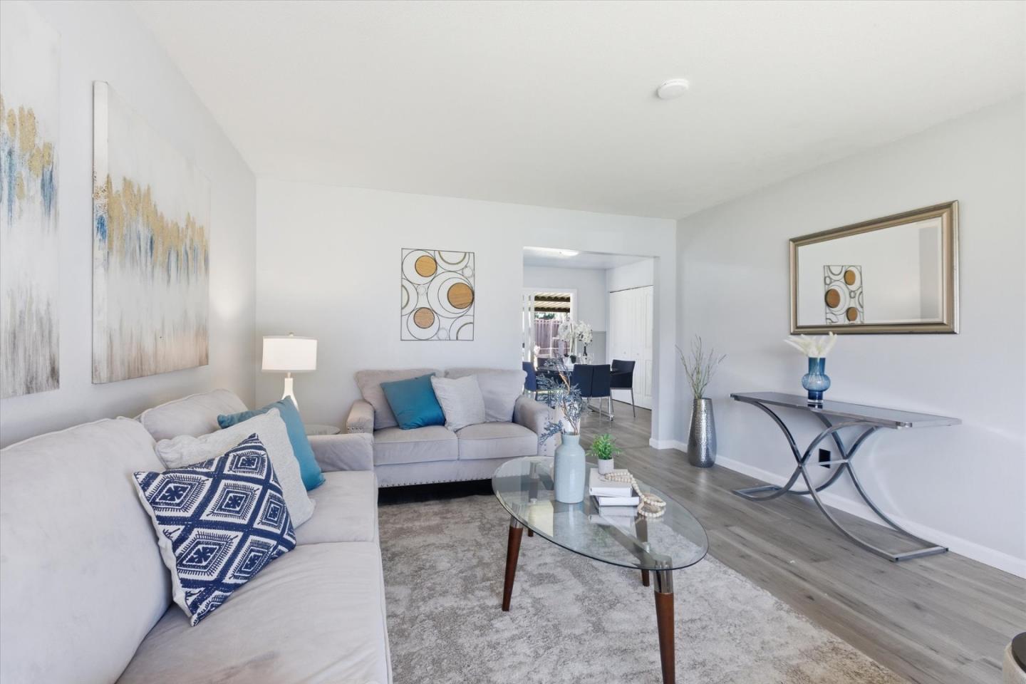 Detail Gallery Image 12 of 49 For 137 Carling Ct, San Jose,  CA 95111 - 4 Beds | 2/1 Baths