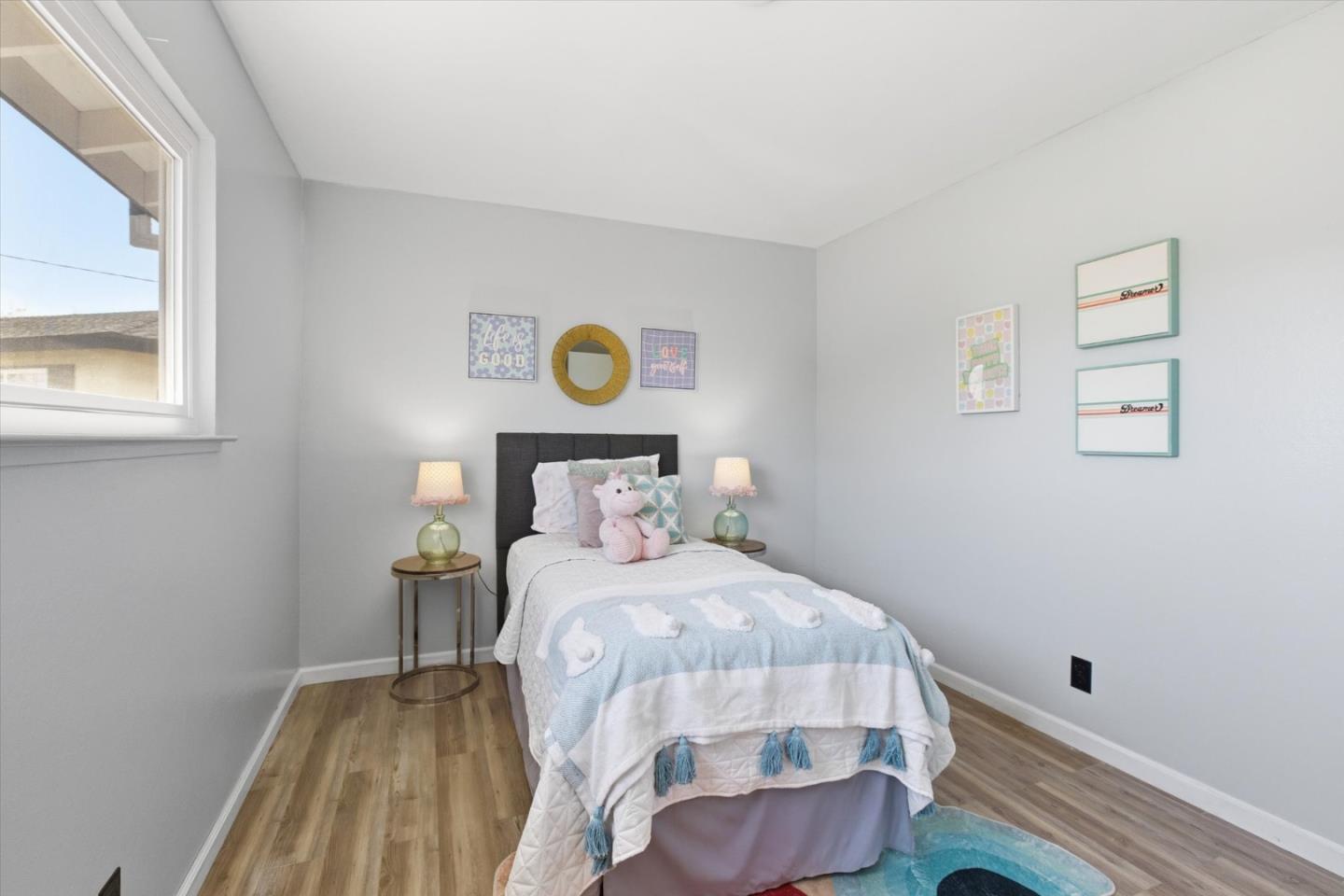 Detail Gallery Image 26 of 49 For 137 Carling Ct, San Jose,  CA 95111 - 4 Beds | 2/1 Baths