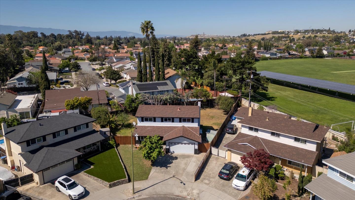 Detail Gallery Image 43 of 49 For 137 Carling Ct, San Jose,  CA 95111 - 4 Beds | 2/1 Baths