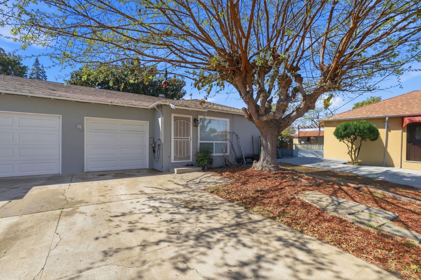 Detail Gallery Image 2 of 37 For 111 Nancy Ct, Mountain View,  CA 94041 - 4 Beds | 2 Baths