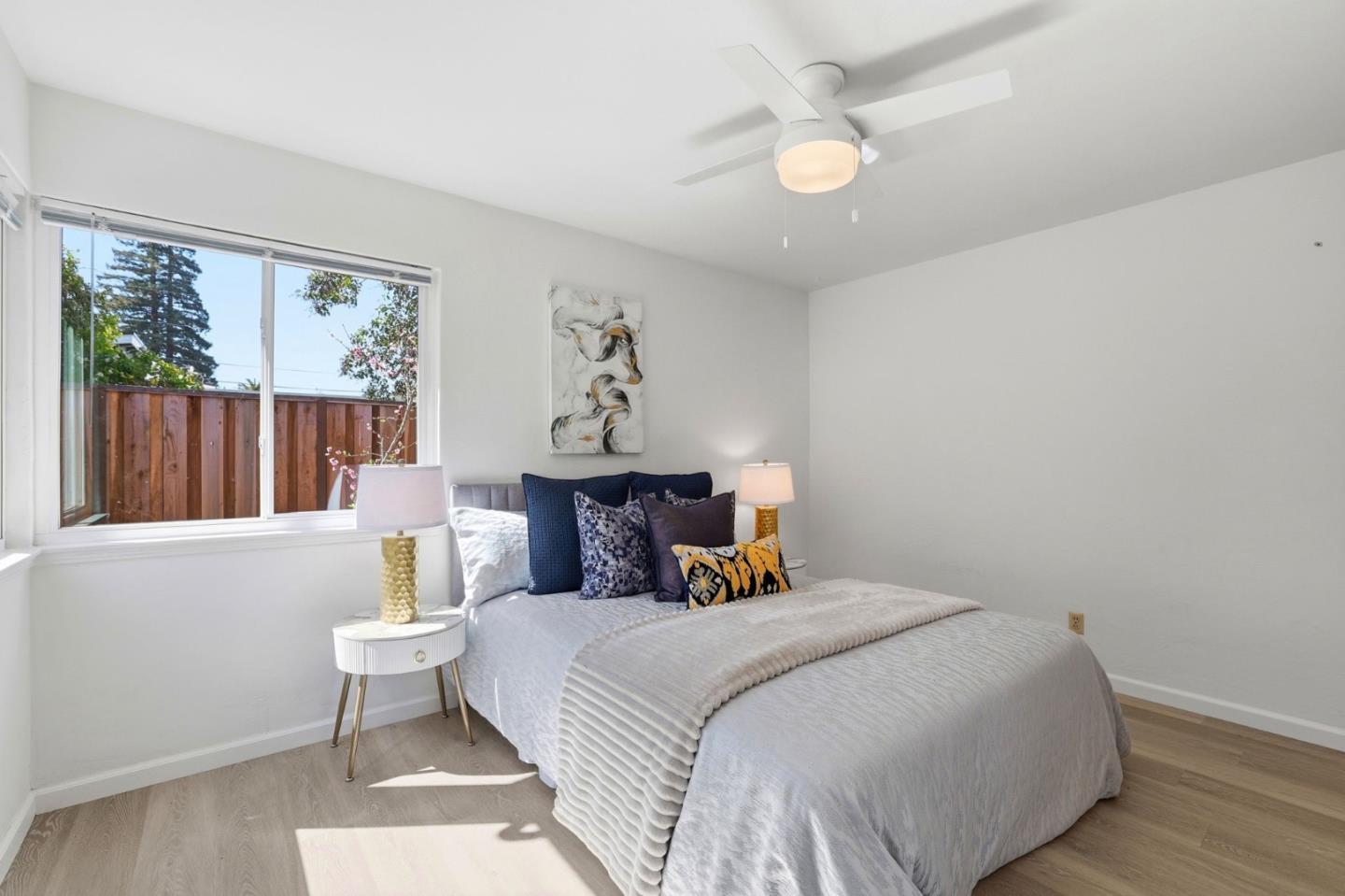 Detail Gallery Image 21 of 37 For 111 Nancy Ct, Mountain View,  CA 94041 - 4 Beds | 2 Baths