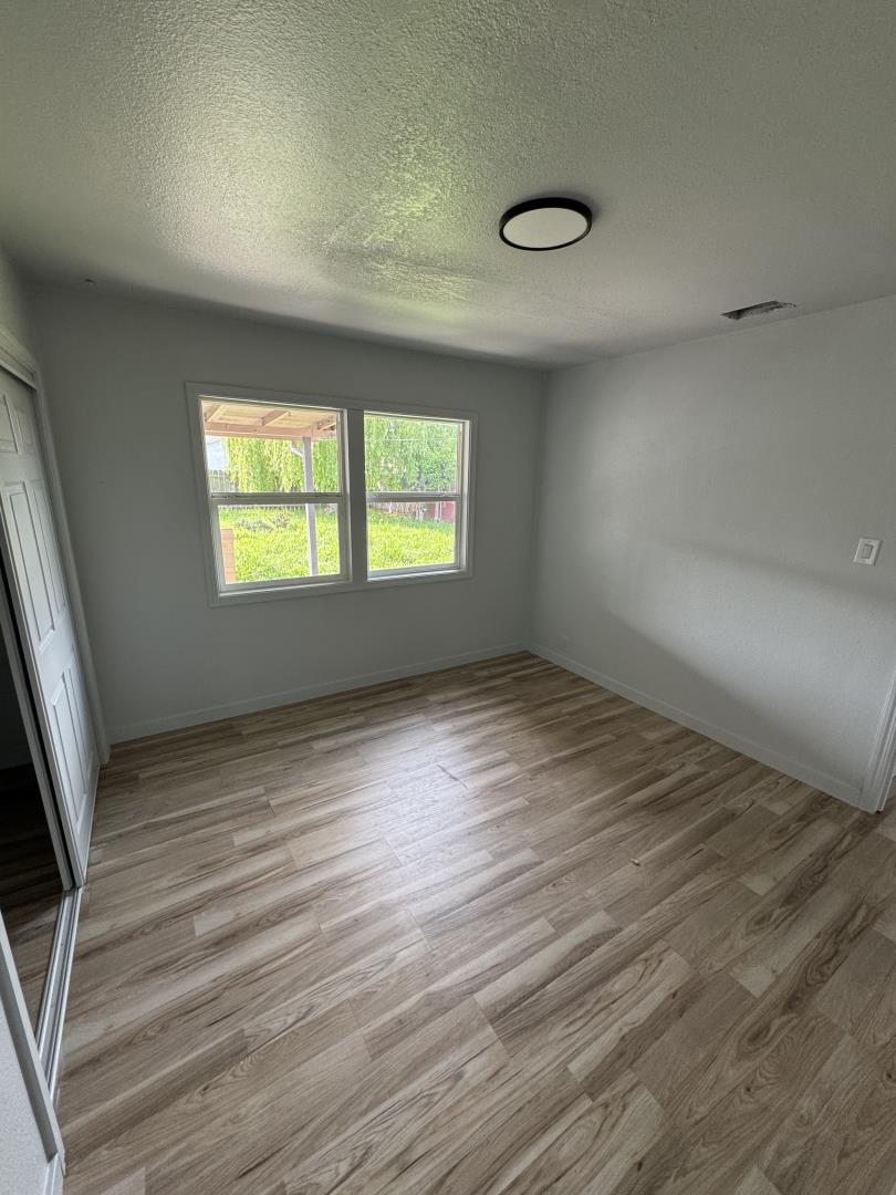 Detail Gallery Image 12 of 15 For 1854 De Ovan, Stockton,  CA 95204 - 3 Beds | 1 Baths