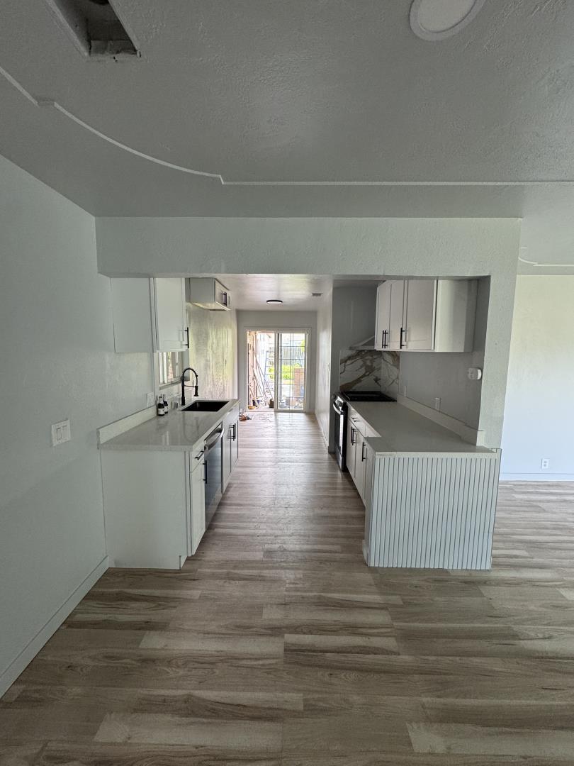 Detail Gallery Image 3 of 15 For 1854 De Ovan, Stockton,  CA 95204 - 3 Beds | 1 Baths