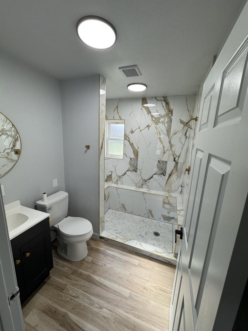 Detail Gallery Image 6 of 15 For 1854 De Ovan, Stockton,  CA 95204 - 3 Beds | 1 Baths