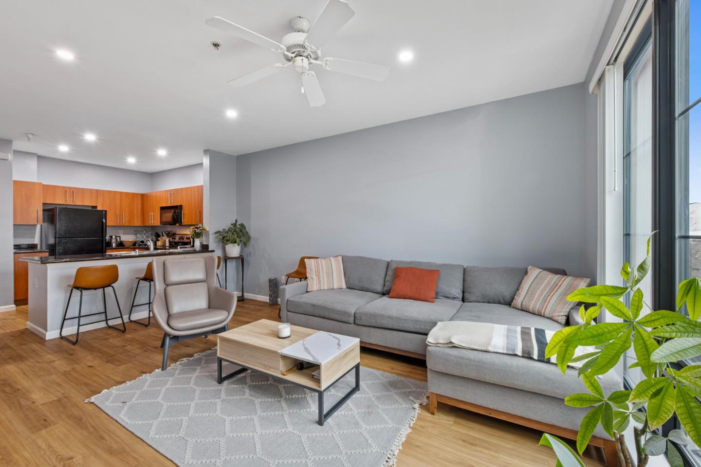 Detail Gallery Image 13 of 32 For 1060 S 3rd St #233,  San Jose,  CA 95112 - 1 Beds | 1 Baths