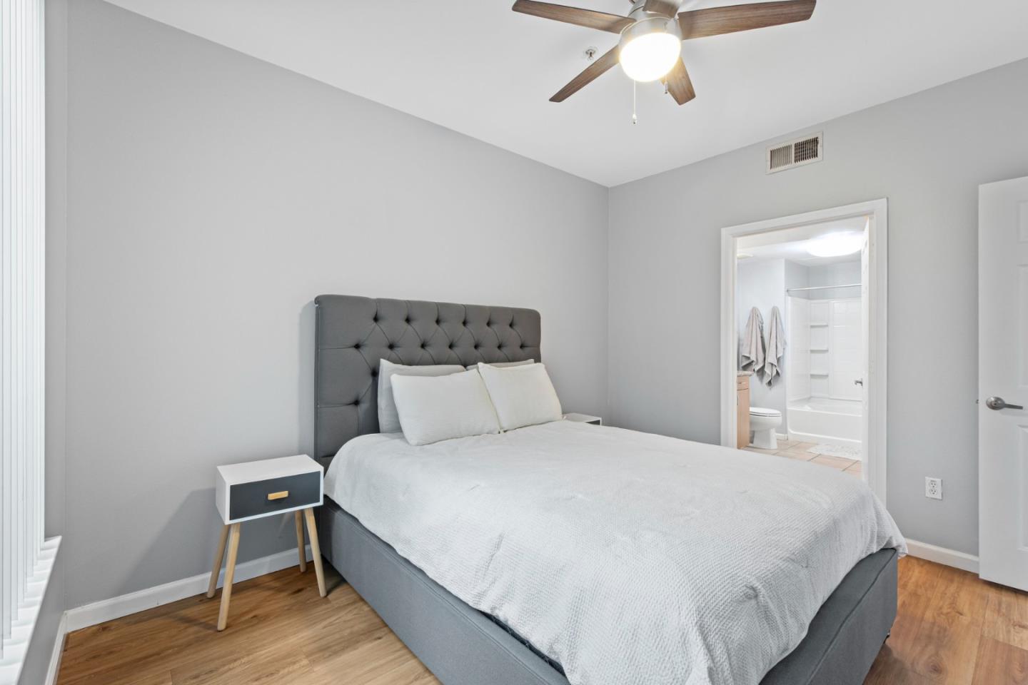 Detail Gallery Image 17 of 32 For 1060 S 3rd St #233,  San Jose,  CA 95112 - 1 Beds | 1 Baths