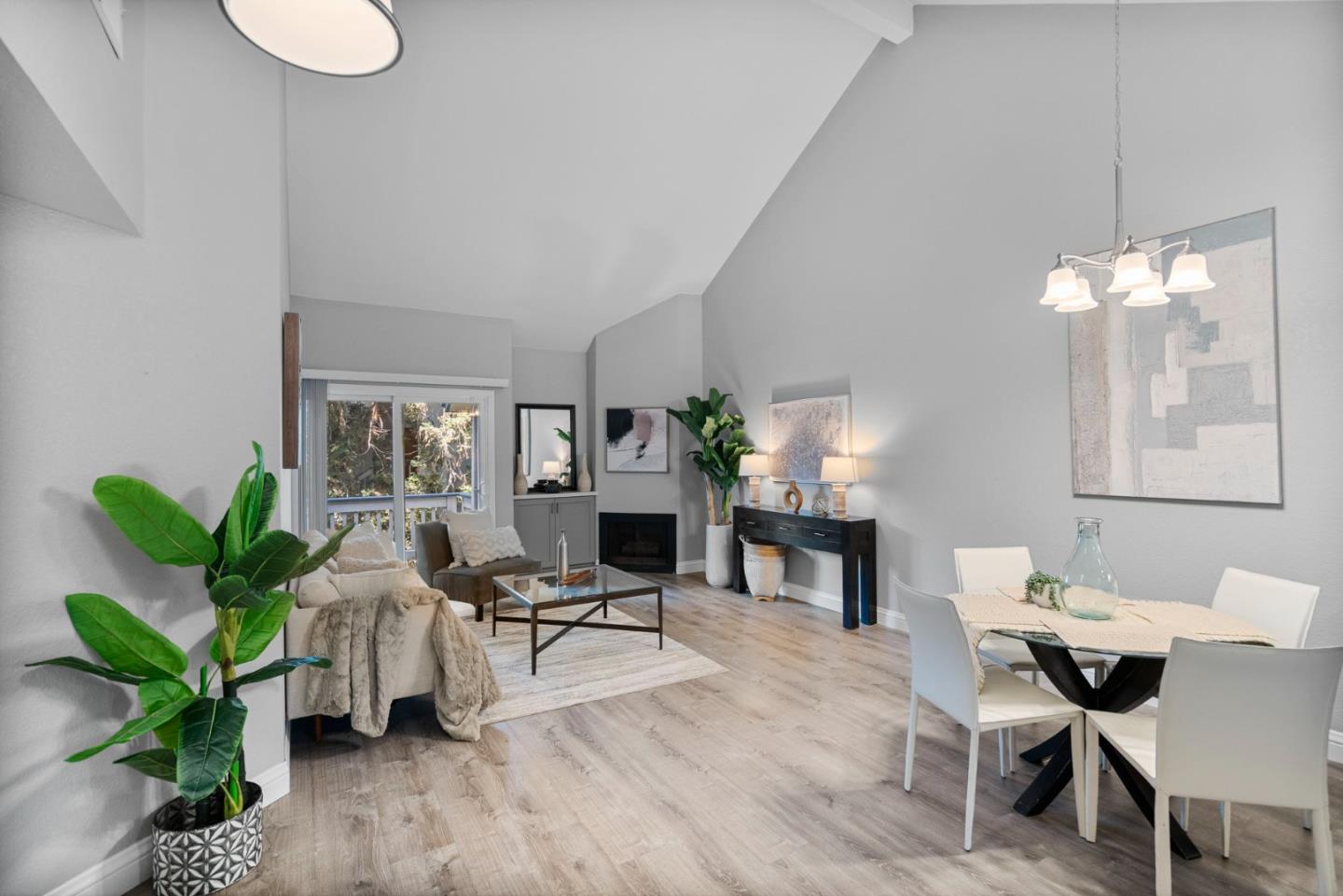 Photo #5: ML82039750 Listing: Photo #5